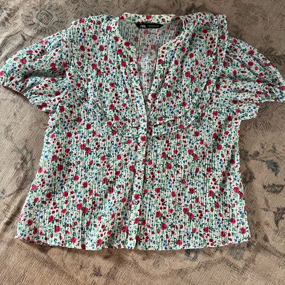 Zara Floral Puff Sleeve Blouse Womens Sz Medium Ruffles Romantic Summer Cottage - Picture 2 of 8